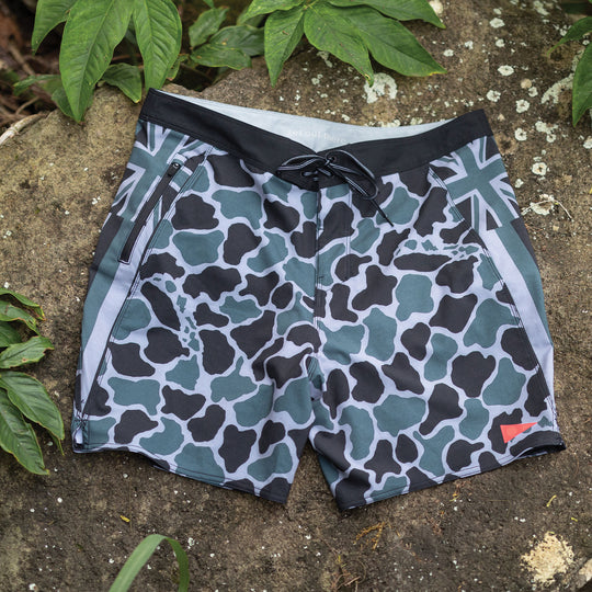 Color:Dark Emerald-F1 Pro Hawaii Camo Boardshort 